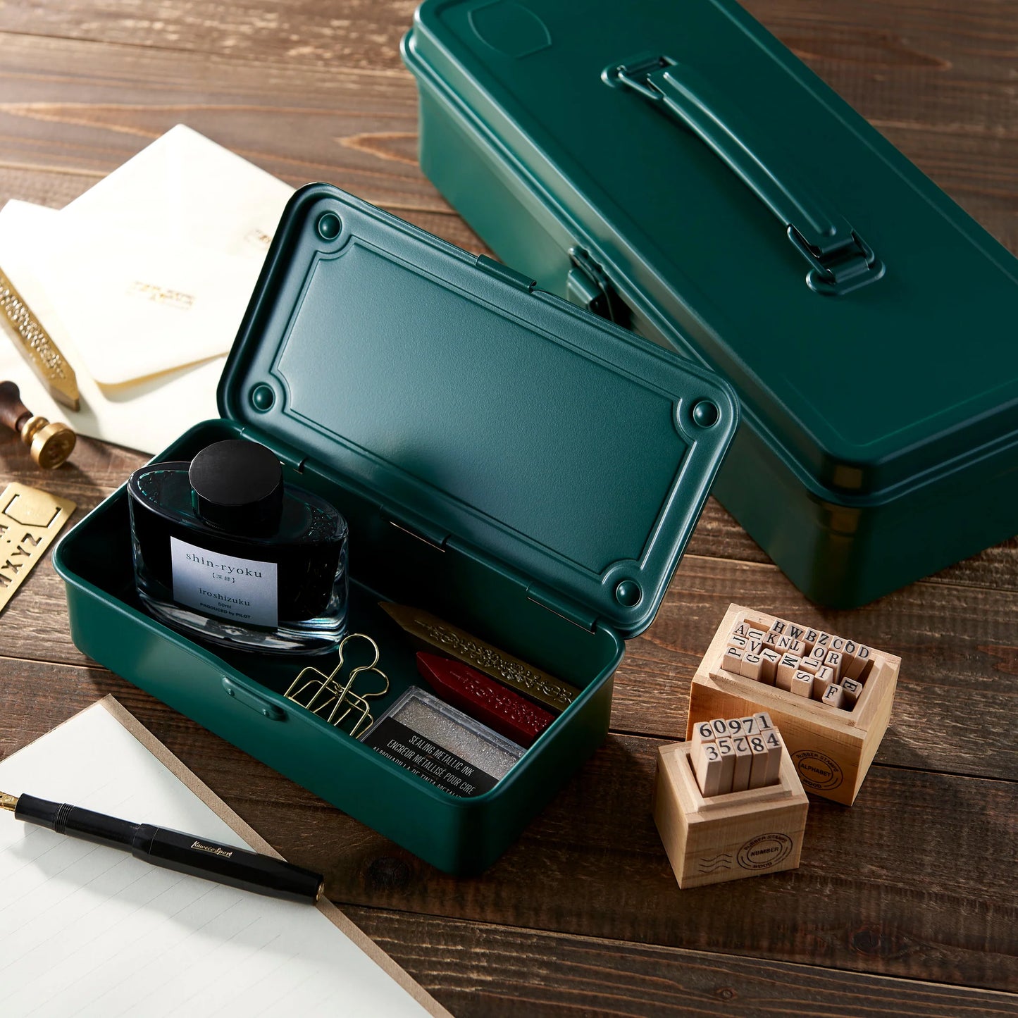 TOYO STEEL Trunk Shape Toolbox T-320 AG, Antique Green