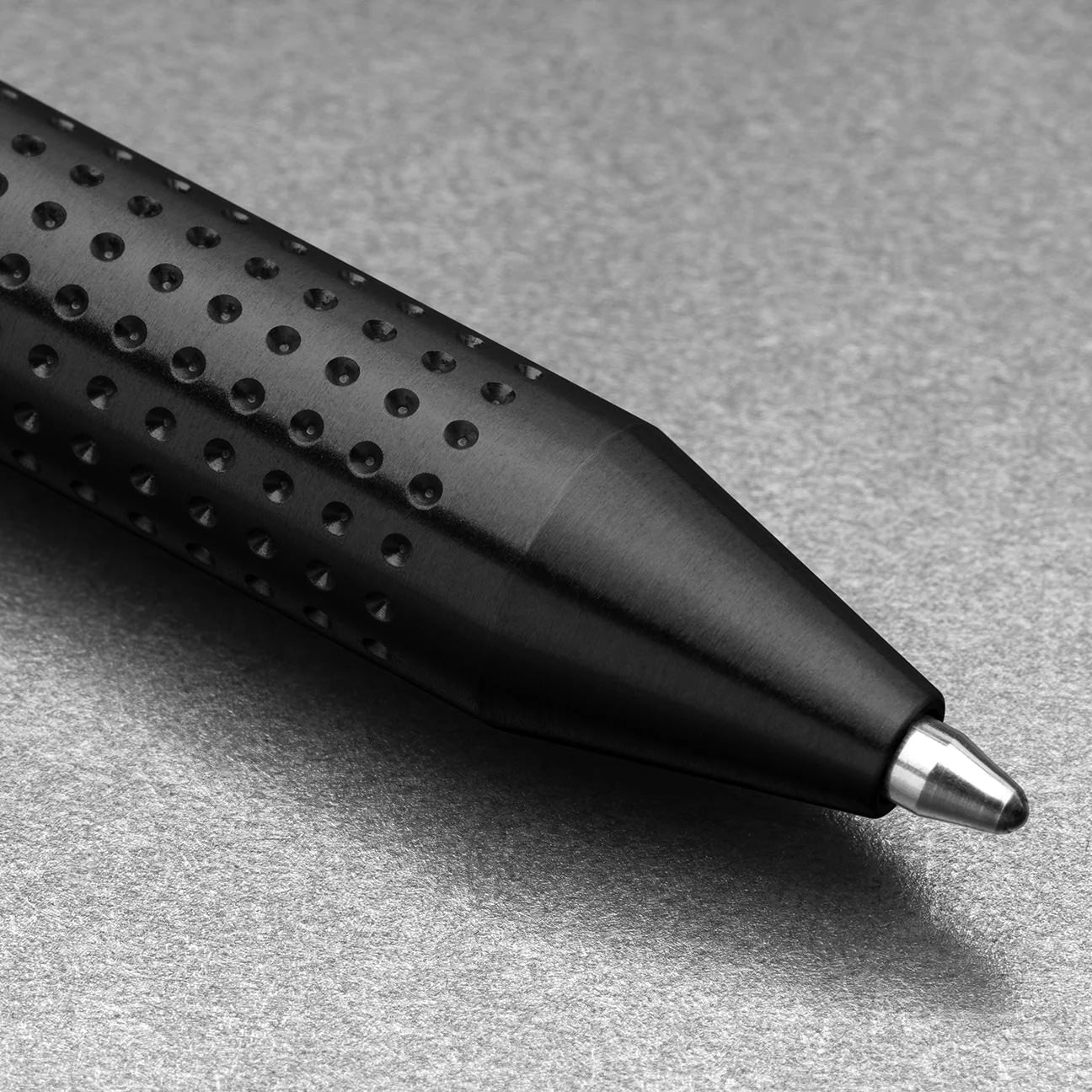 The James Brand The Kent, Black/Gold