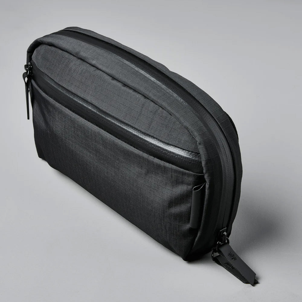 ALPAKA Toiletry Bag Axoflux 210D, Black