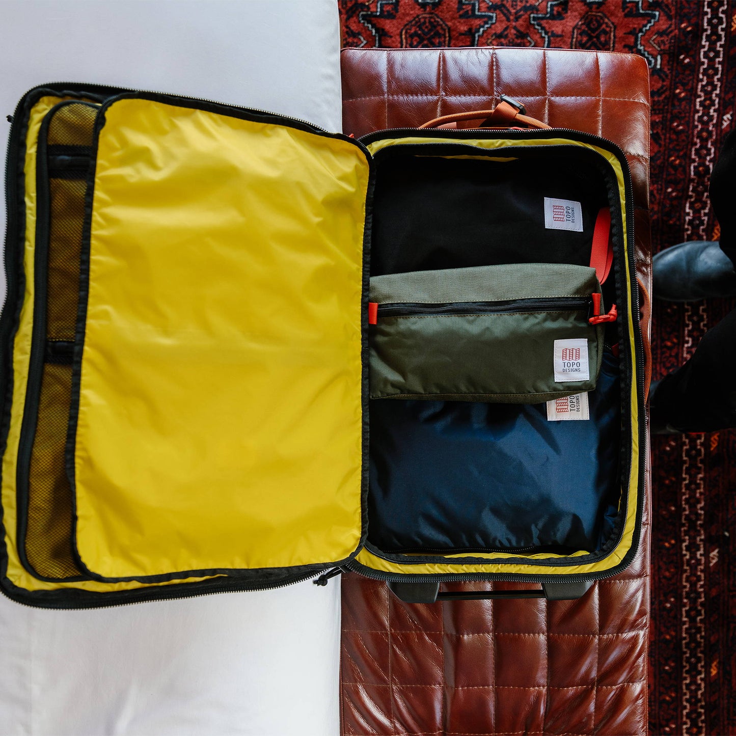 Topo Designs Global Travel Bag Roller 44L, Navy/Sahara