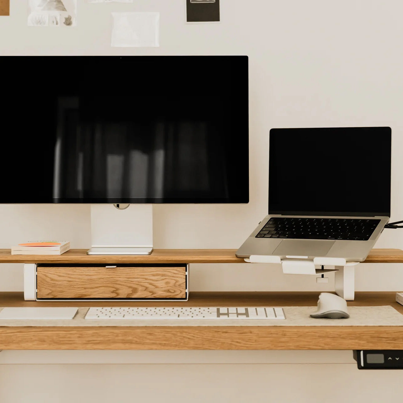 Oakywood Laptop Mount for Desk Shelf Large (15-16″), White