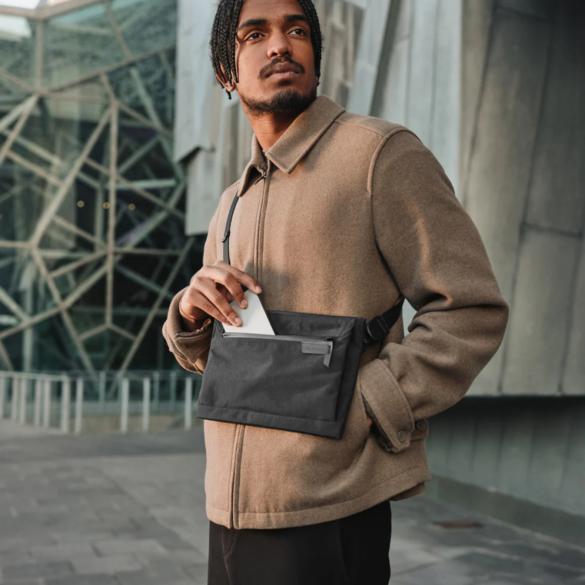 ALPAKA Zip Pouch Max V2 Axoflux 210, Black