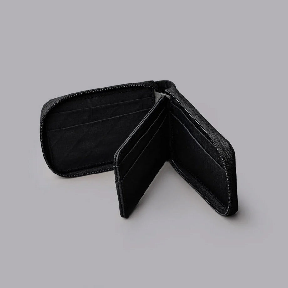 ALPAKA Zip ID Wallet Axogrid 210D, Black