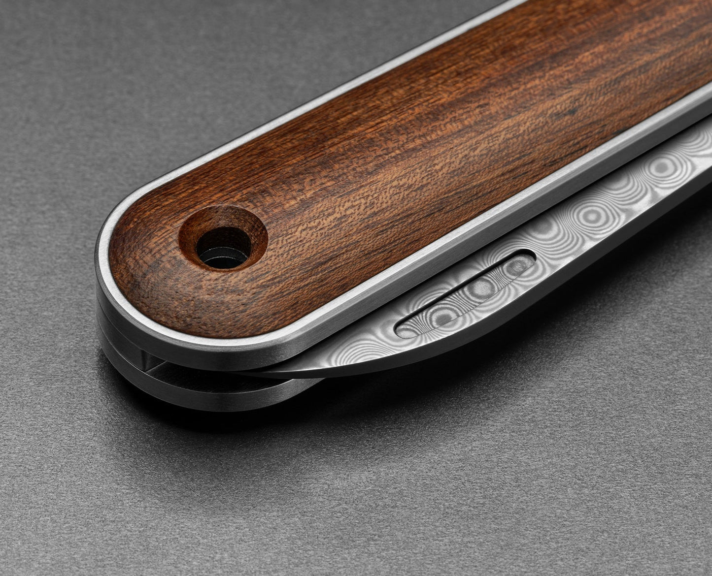 The James Brand The Wayland Straight, Rosewood / Damasteel