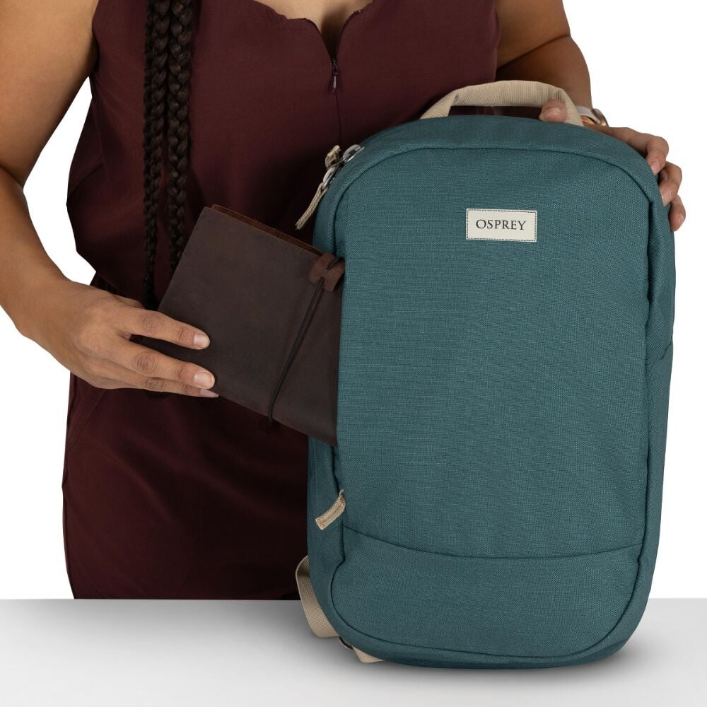 Osprey Arcane™ Small Day, Purple Garnet Heather