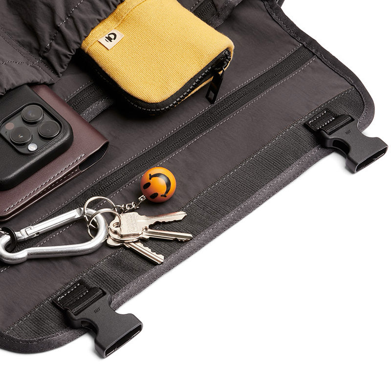 Bellroy Cinch Messenger Bag 12L, Charcoal