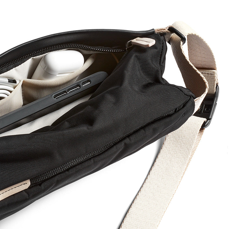 Bellroy Sling Mini Premium 4L, Black Sand