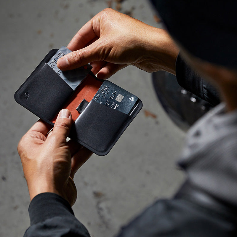 Bellroy Apex Slim Sleeve, Indigo