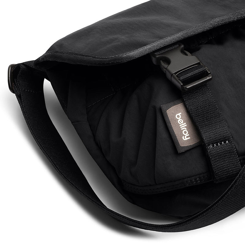 Bellroy Cinch Mini Messenger 6L, Black