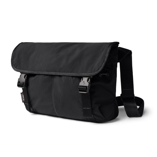 Bellroy Cinch Messenger Bag 12L, Black
