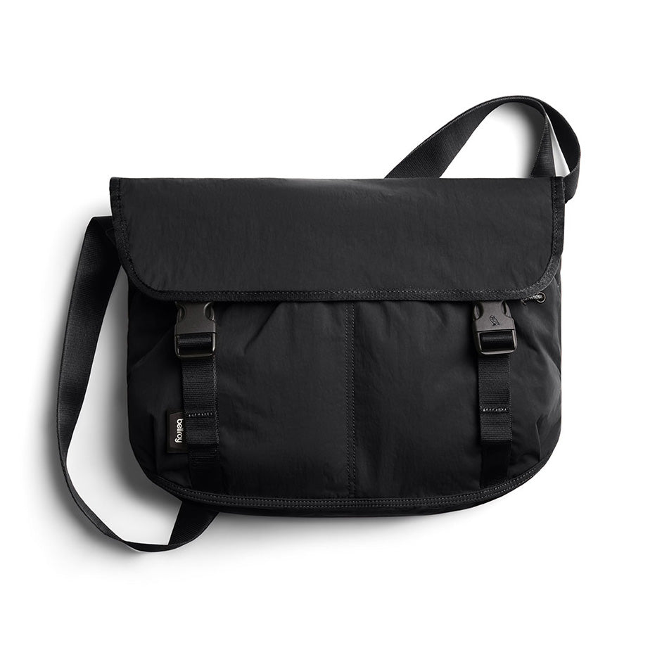 Bellroy Cinch Messenger Bag 12L, Black