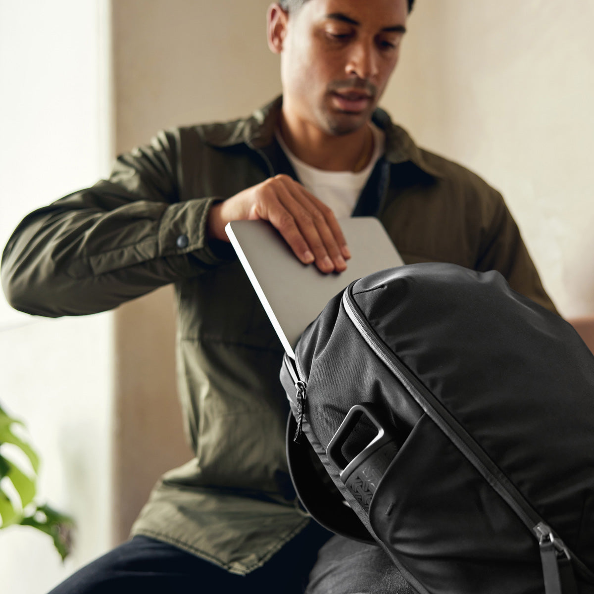 Bellroy Transit Workpack Second Edition 20L, Olive