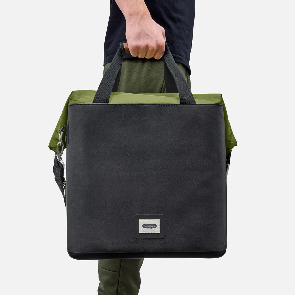 Black + Blum Insulated Cooler Bag 25L, Moss