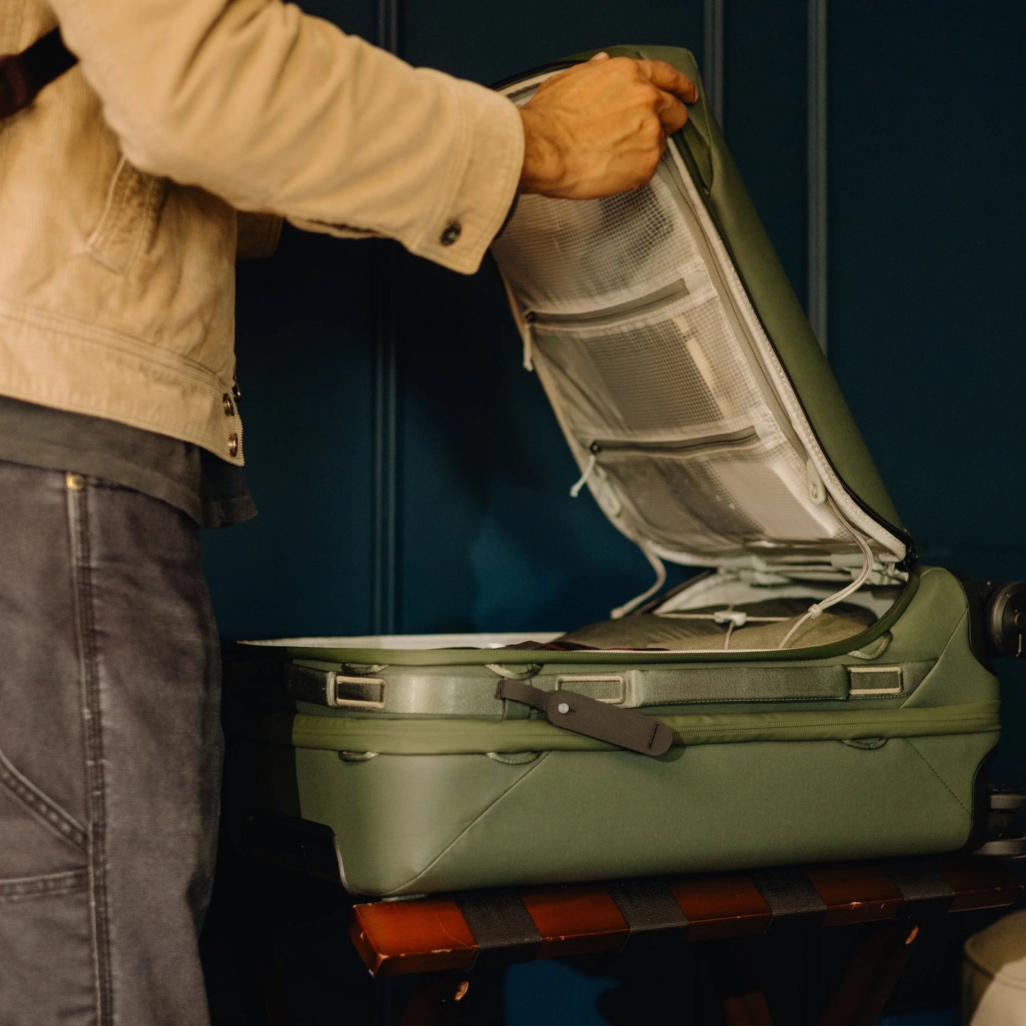 Peak Design Roller Pro Carry-On, Sage