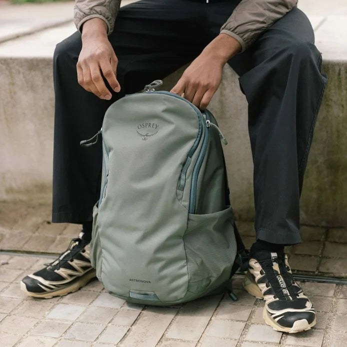 Osprey Astronova, Black