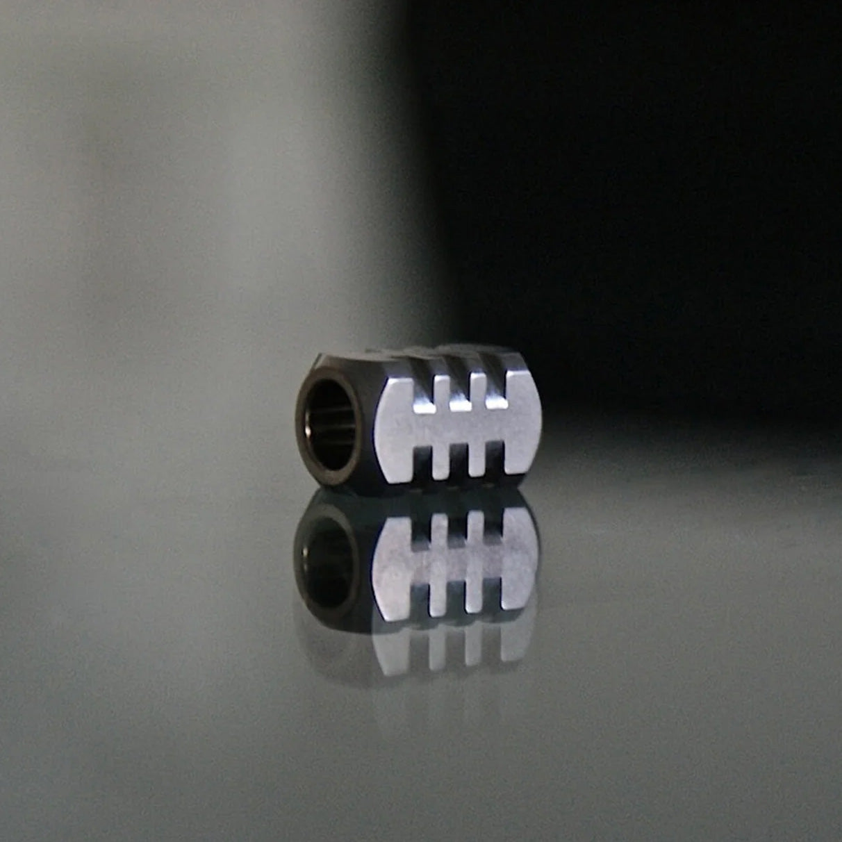 TEC-Accessoires S1 Lanyard Bead, Titanium