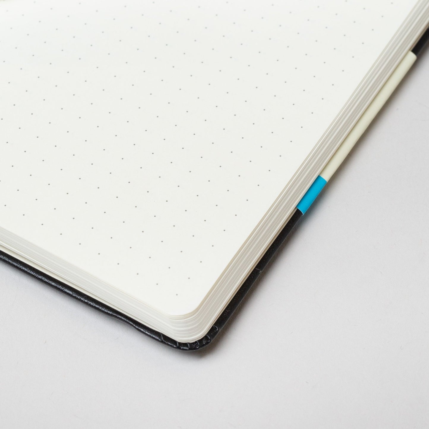 Moleskine Classic, Pocket (Hardcover)-Goodnotes.no