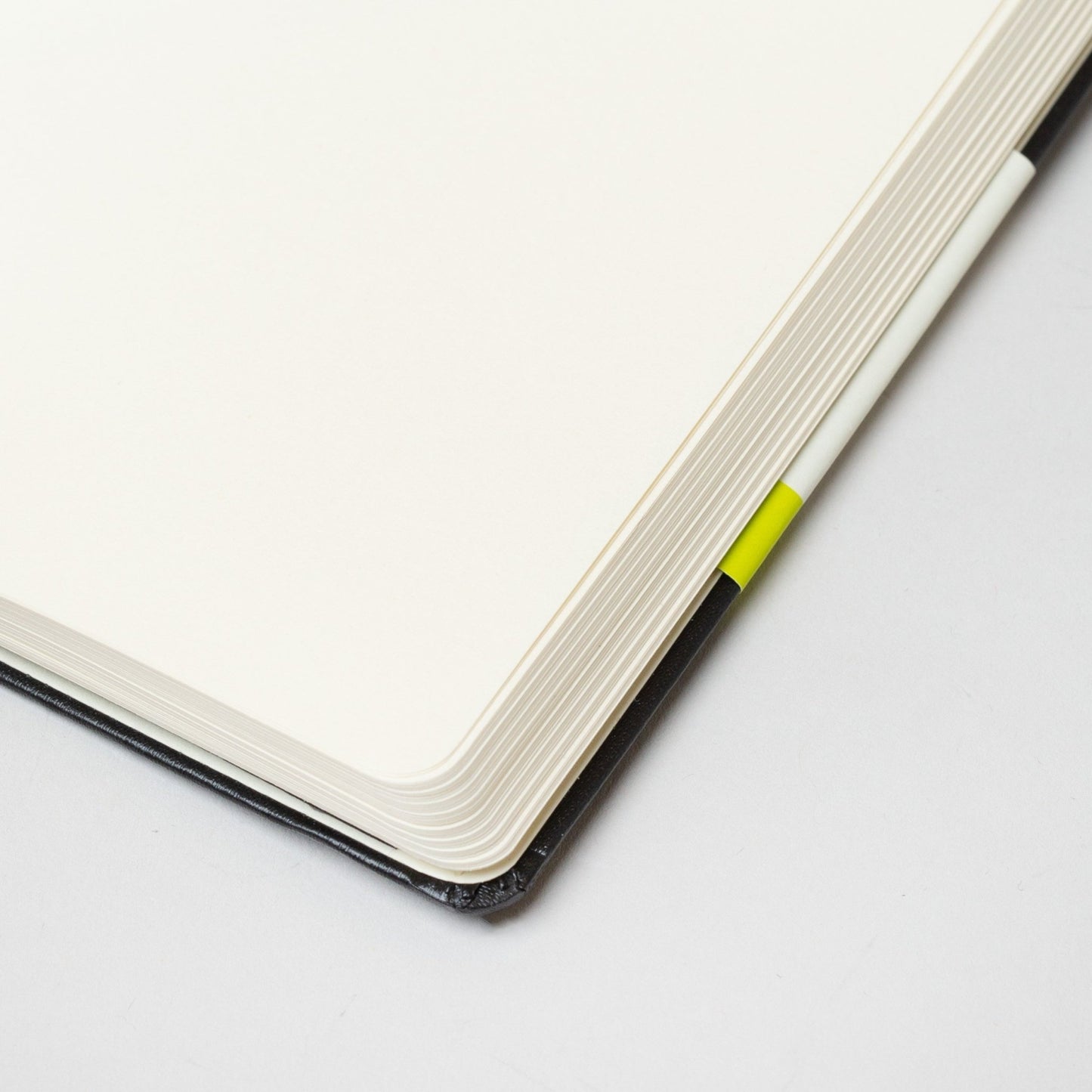 Moleskine Classic, Pocket (Hardcover)-Goodnotes.no