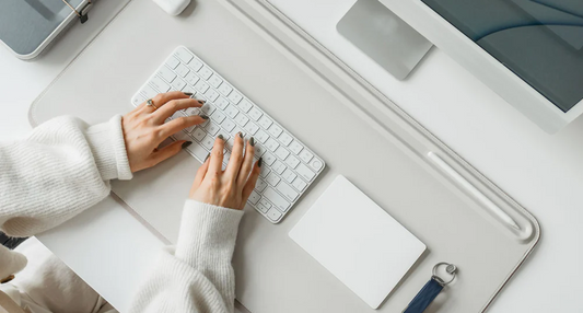 Skrivebordsunderlag til dine ansatte