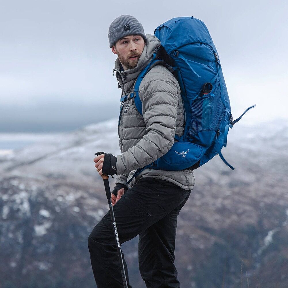 Osprey Rook 50, Dark Charcoal/Silver Lining