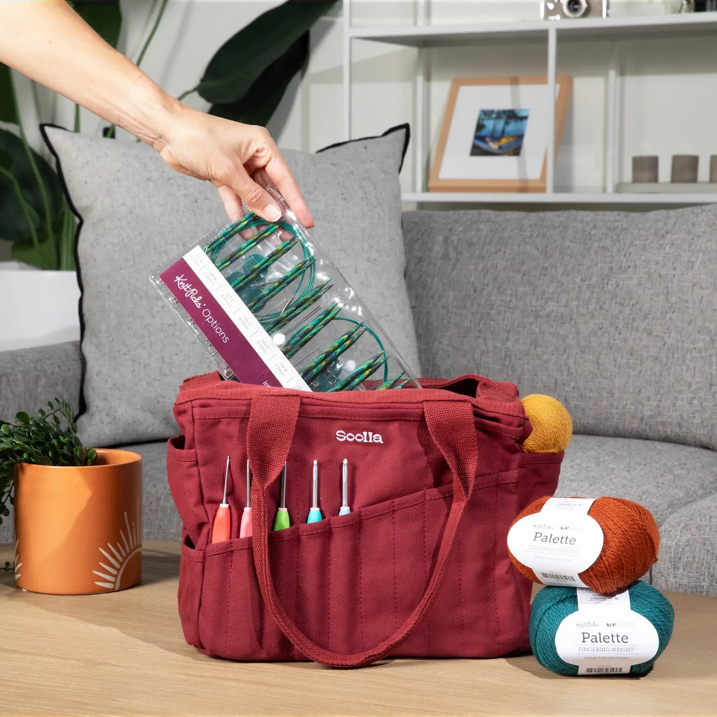 Soolla Studio Artist Bag, Sangria