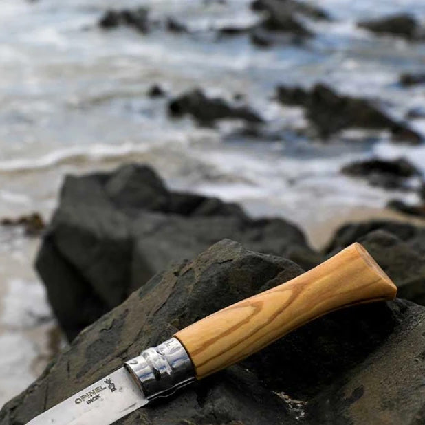 Opinel N°08 Olive Wood