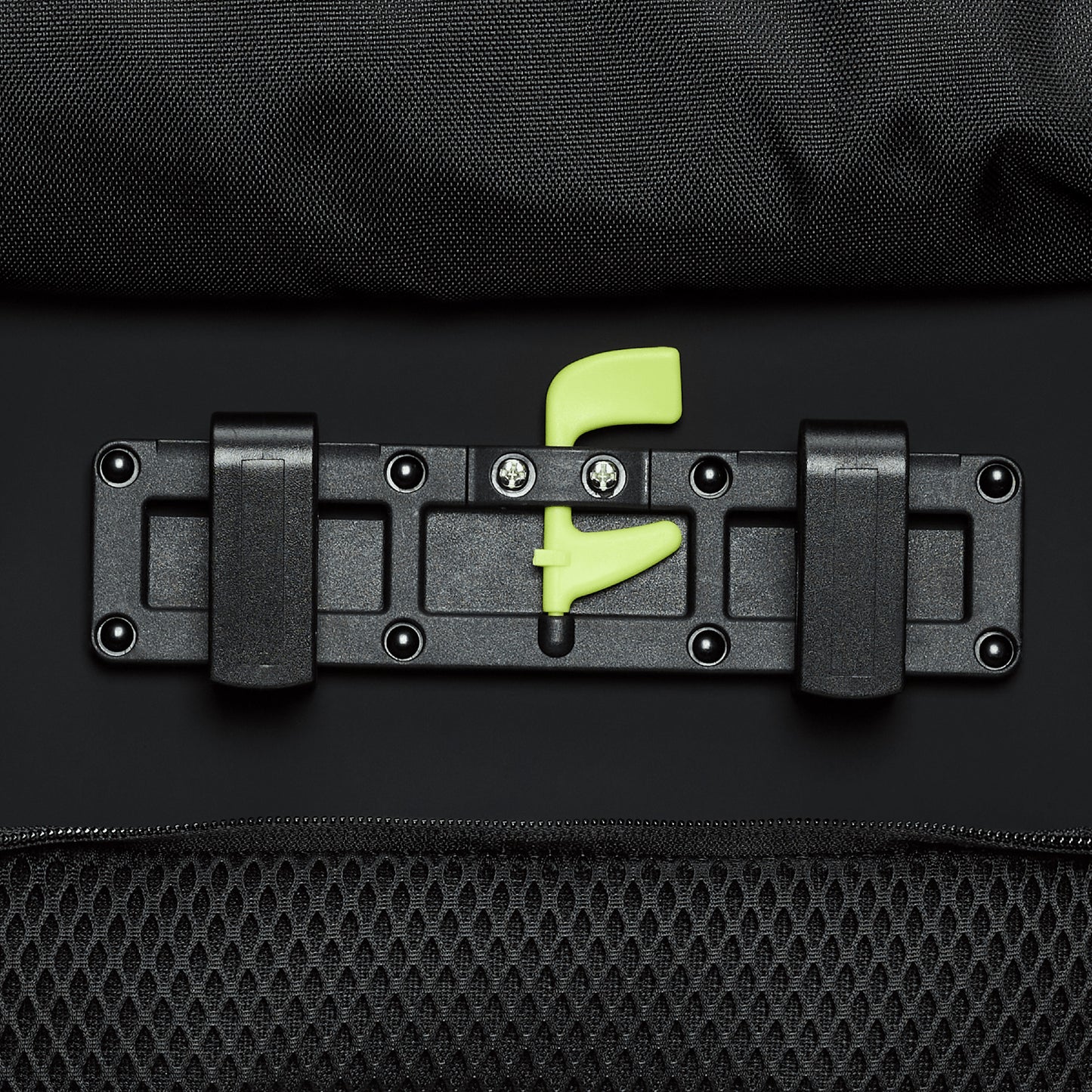 Rains Trail Rolltop Messenger Bag, Black