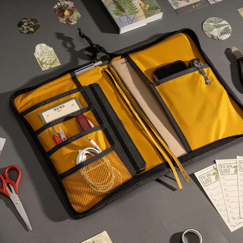Lochby Field Folio B5, Charcoal Gold