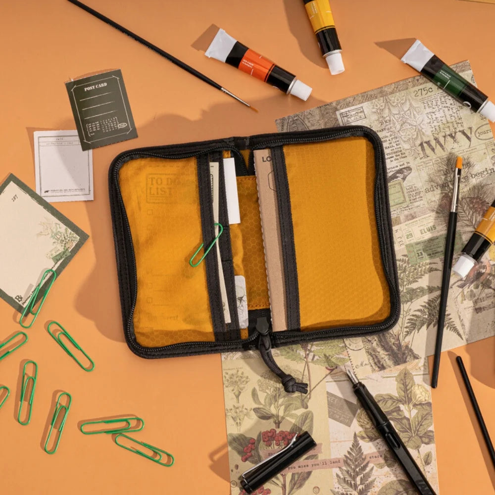 Lochby Pocket Journal, Bumblebee