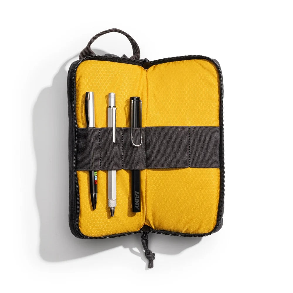 Lochby Venture Pouch, Bumblebee