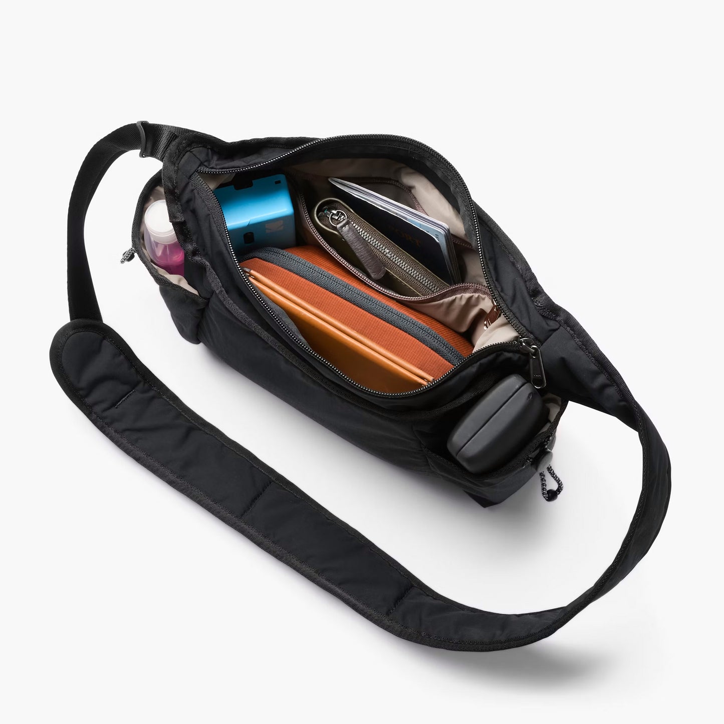 Bellroy Cinch Sling, Black