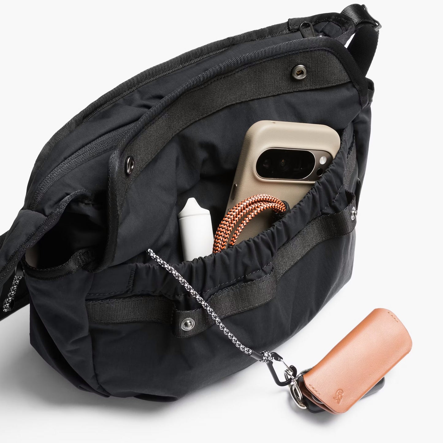 Bellroy Cinch Sling, Black