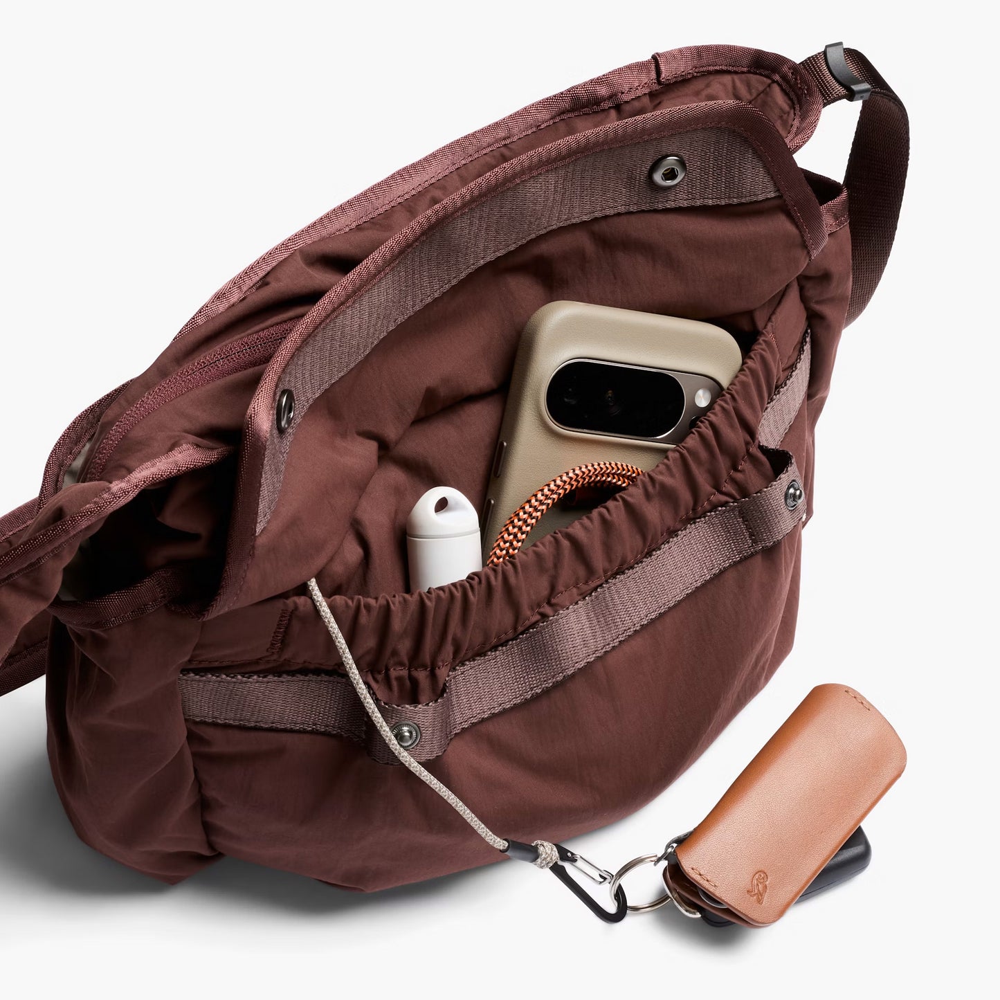 Bellroy Cinch Sling, Burgundy