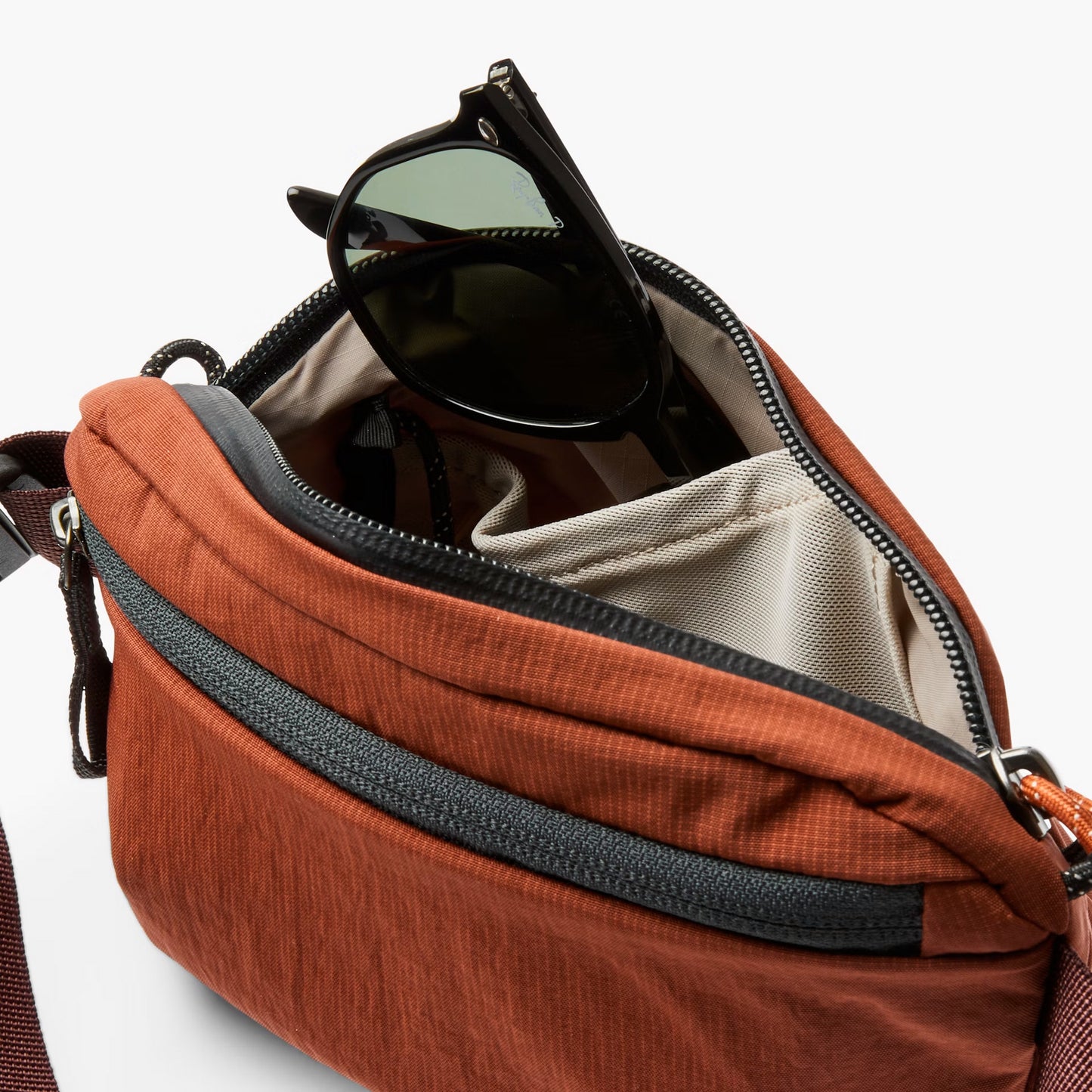 Bellroy Lite Belt Bag 1.8L, Clay