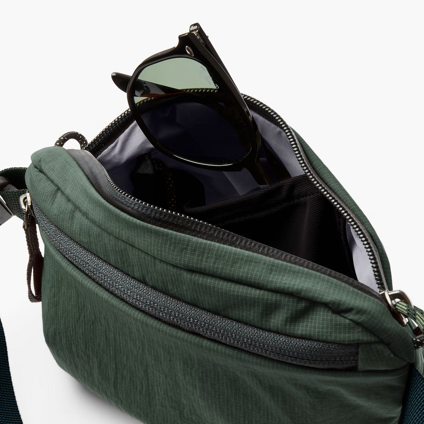 Bellroy Lite Belt Bag 1.8L, Spruce