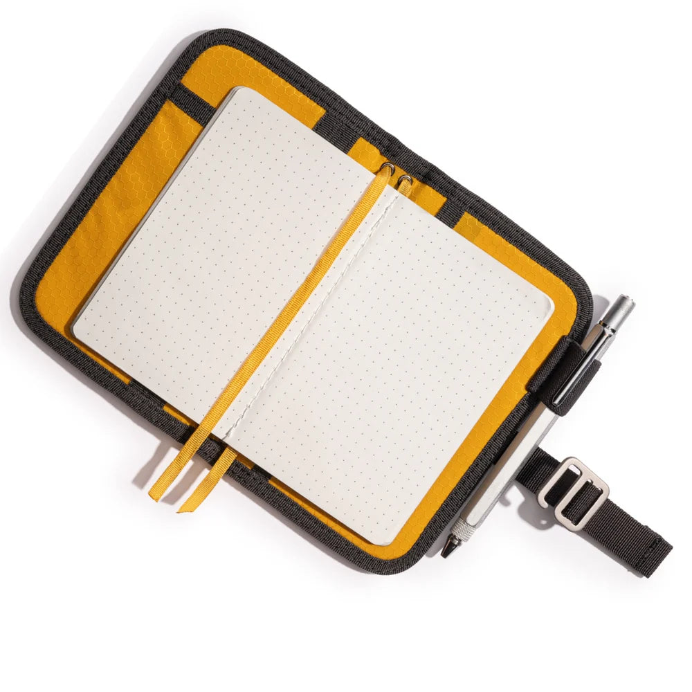 Lochby Mini Field Journal, Bumblebee