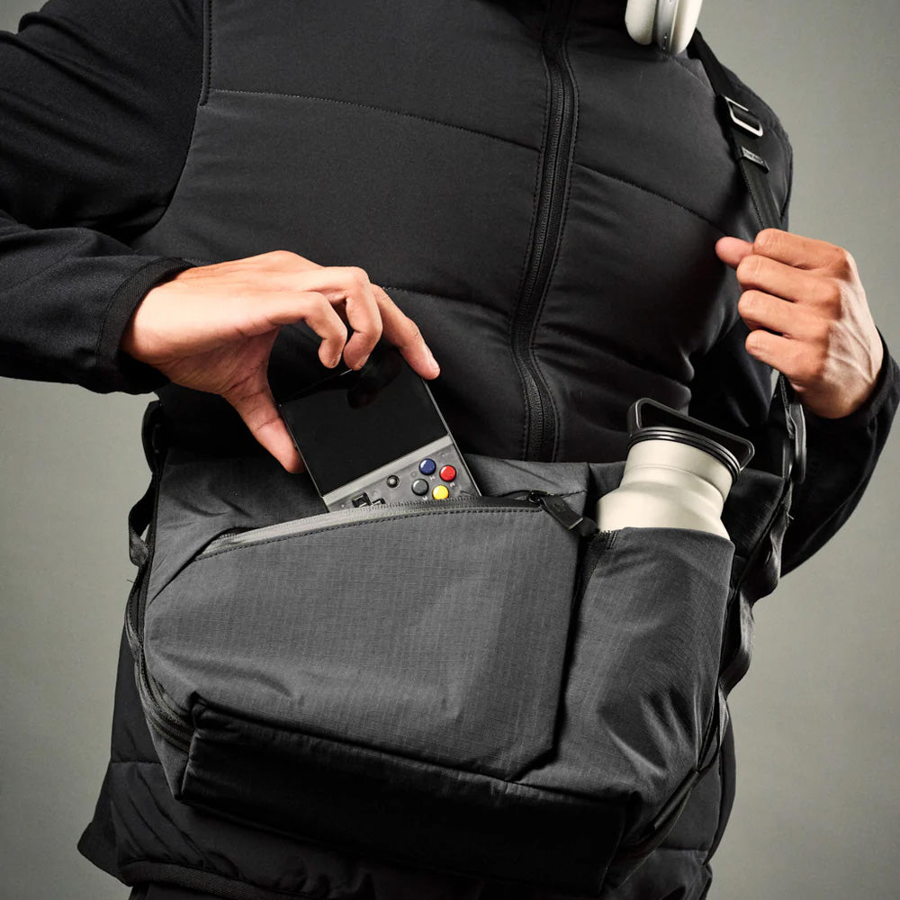 ALPAKA Flow Satchel 4L Axoflux 210D, Black