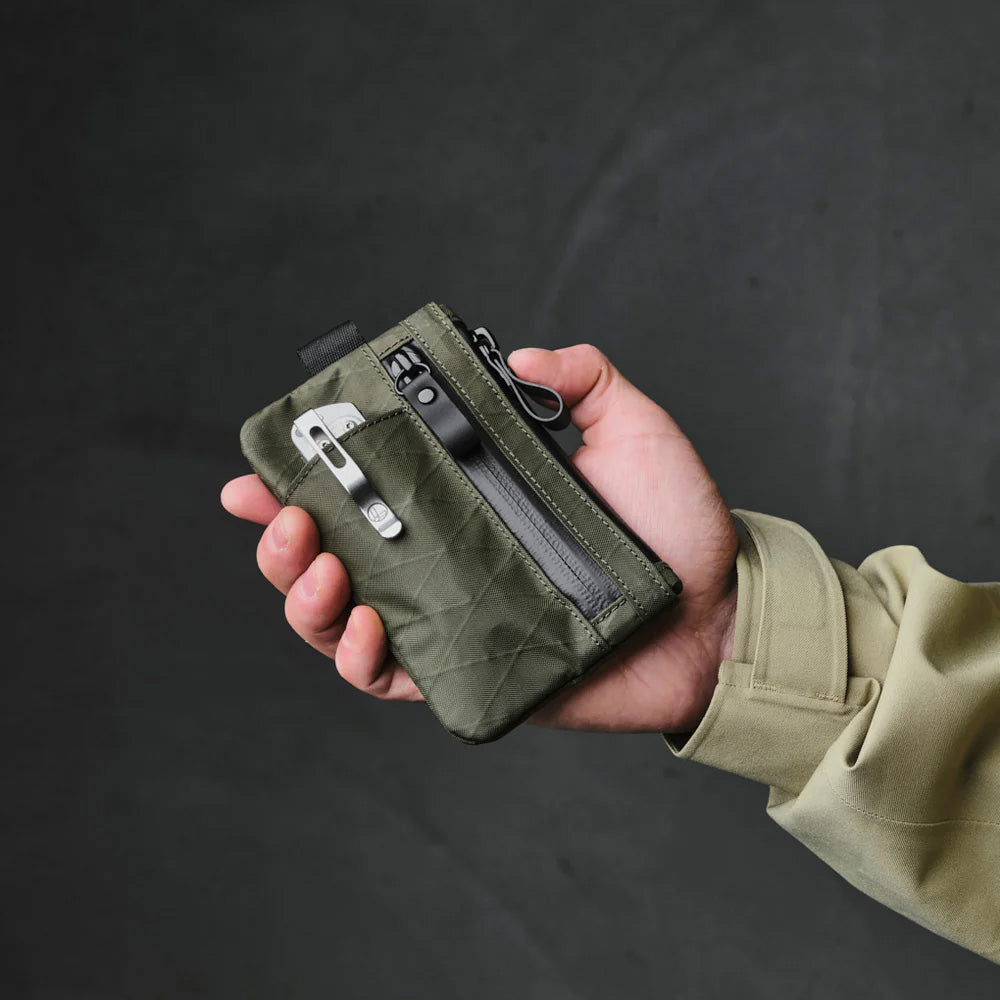 ALPAKA Zip Cardholder X-Pac® VX21, Dark Green