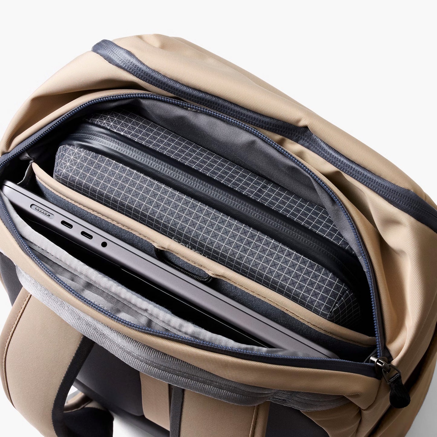 Bellroy Transit Workpack 26L, Stone