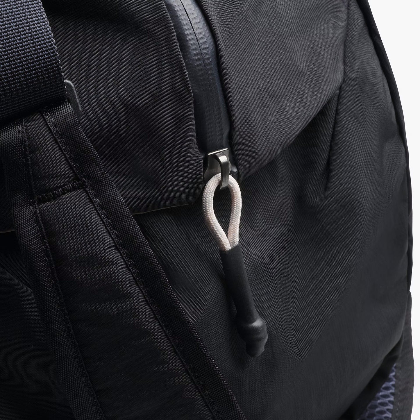 Bellroy Lite Duffel 40L, Black