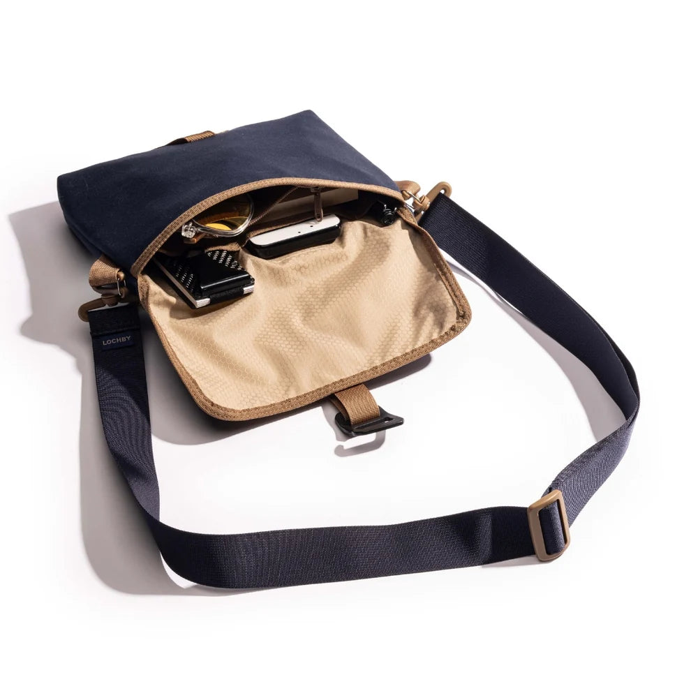 Lochby Field Sling, Nautical