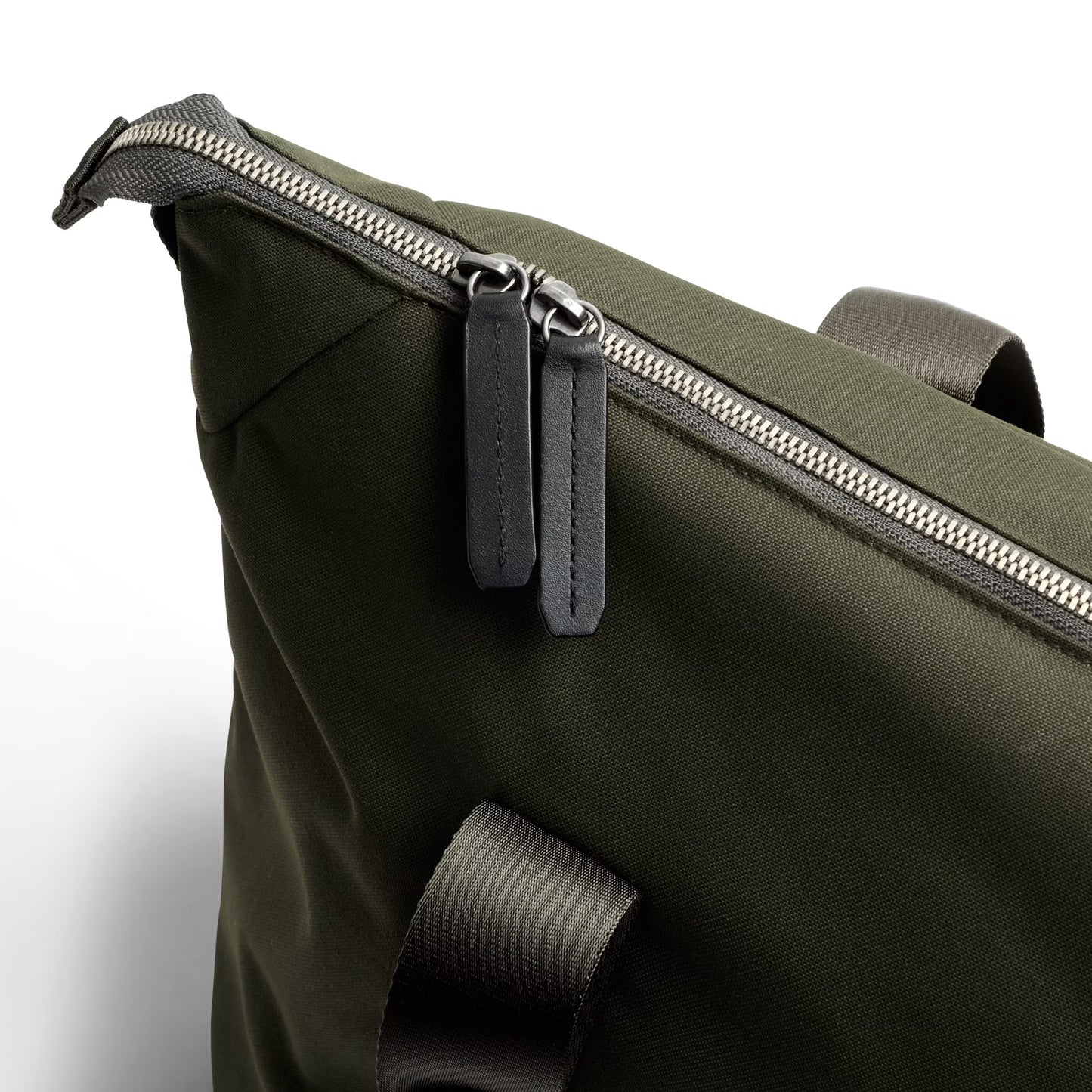 Bellroy Classic Getaway Bag, Olive