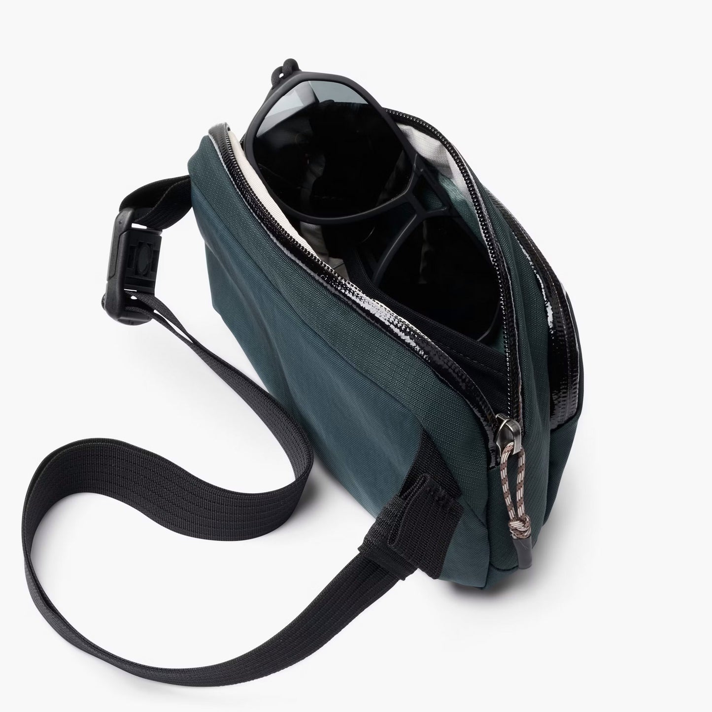 Bellroy Venture Hip Pack 1.5L, Deep Ocean