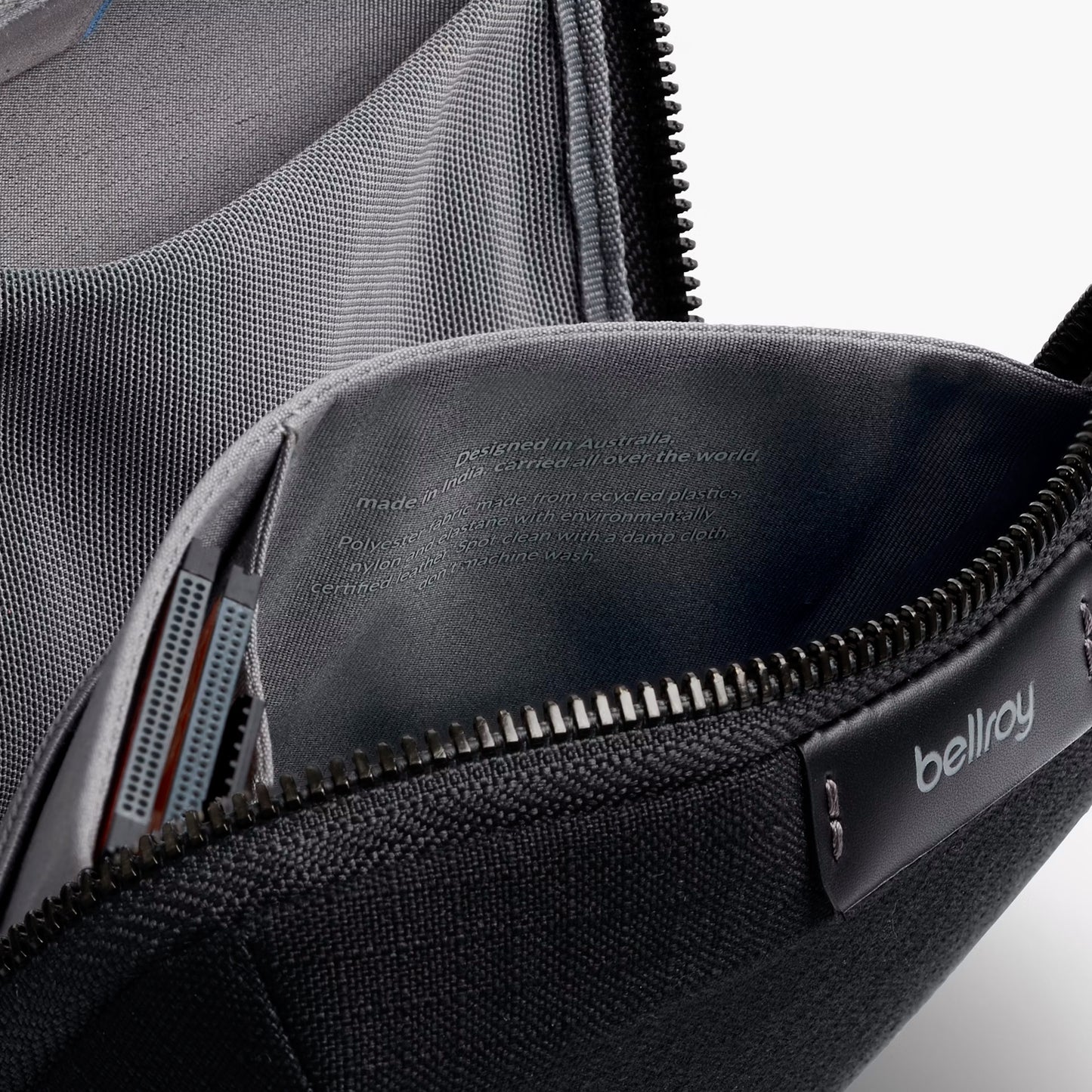 Bellroy Tech Kit Compact, Black