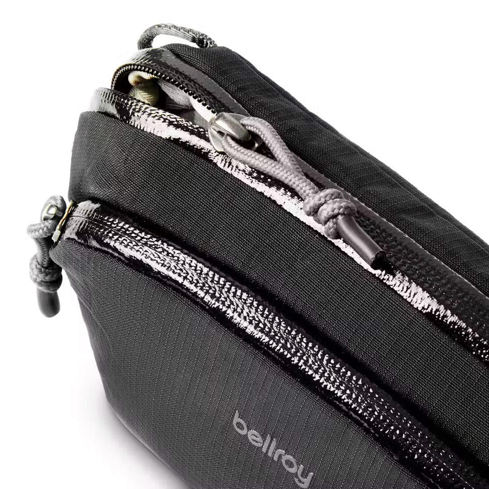 Bellroy Venture Pouch