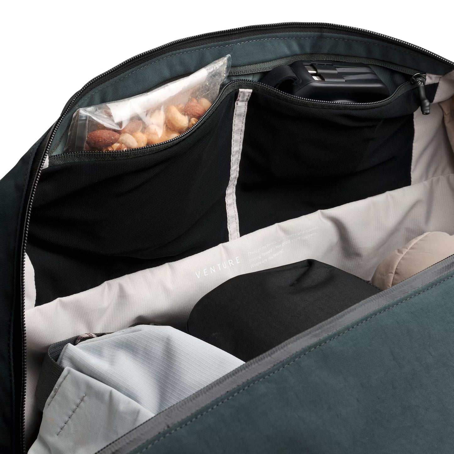 Bellroy Venture Ready Duffel 40L, Deep Ocean