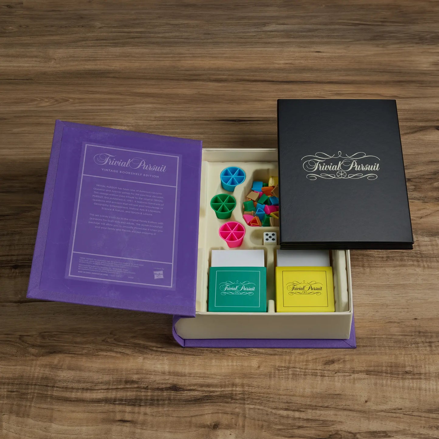 WS Game Company Vintage Bookshelf Edition, Trivial Pursuit