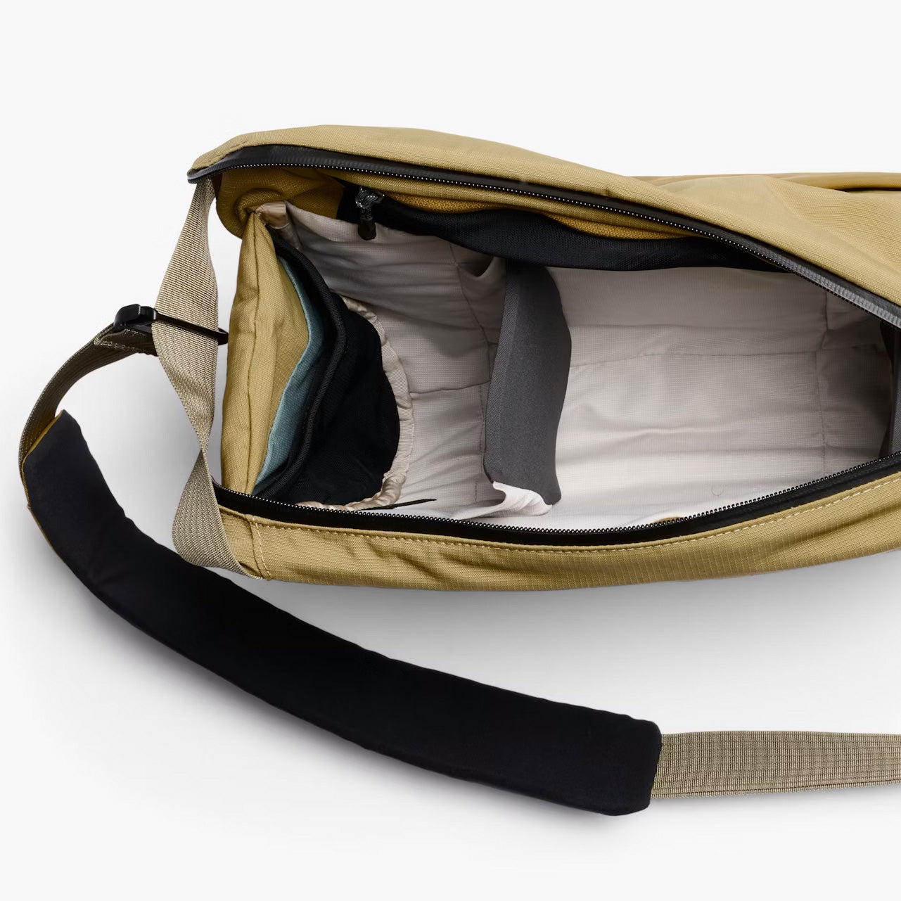 Bellroy Venture Sling 10L Camera Edition, Safari