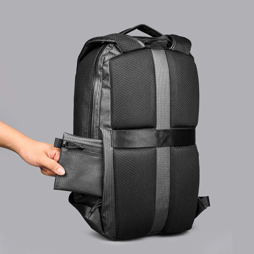 ALPAKA Momentum Backpack, Axodyne Black