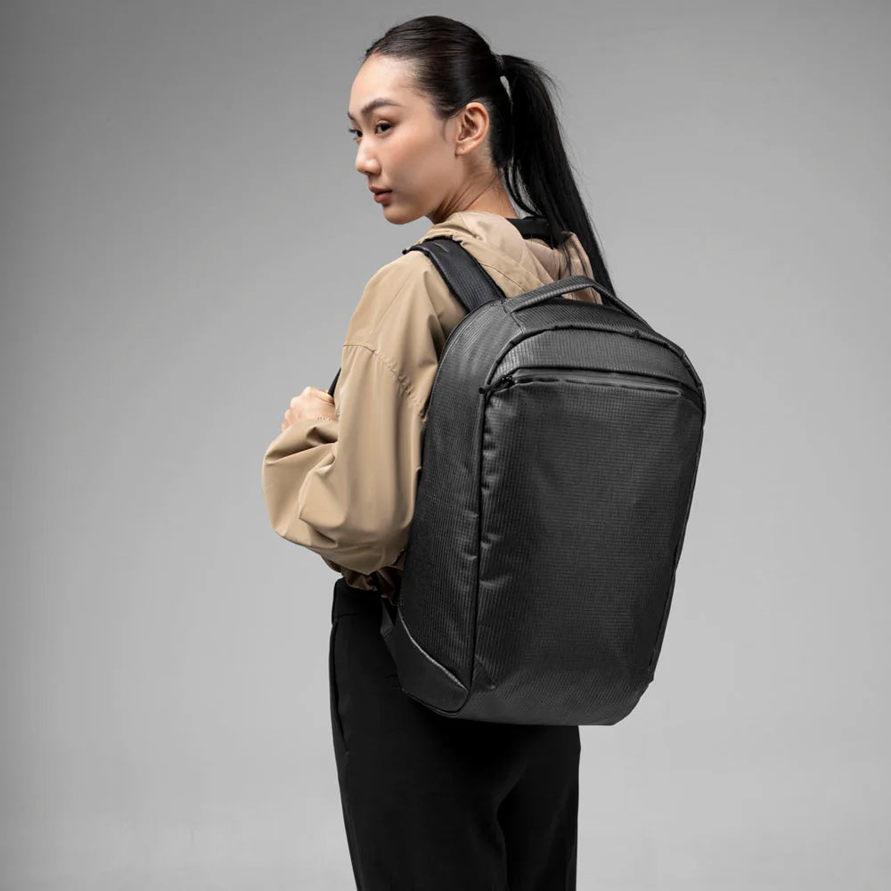 ALPAKA Momentum Backpack, Axodyne Black